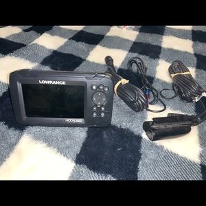 Lowrance Hook Reveal 5 Fish Finder with splitshot transducer& installation wires